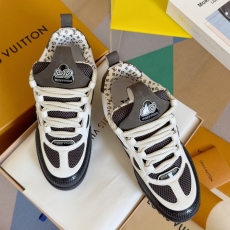 Louis Vuitton Trainer Sneaker